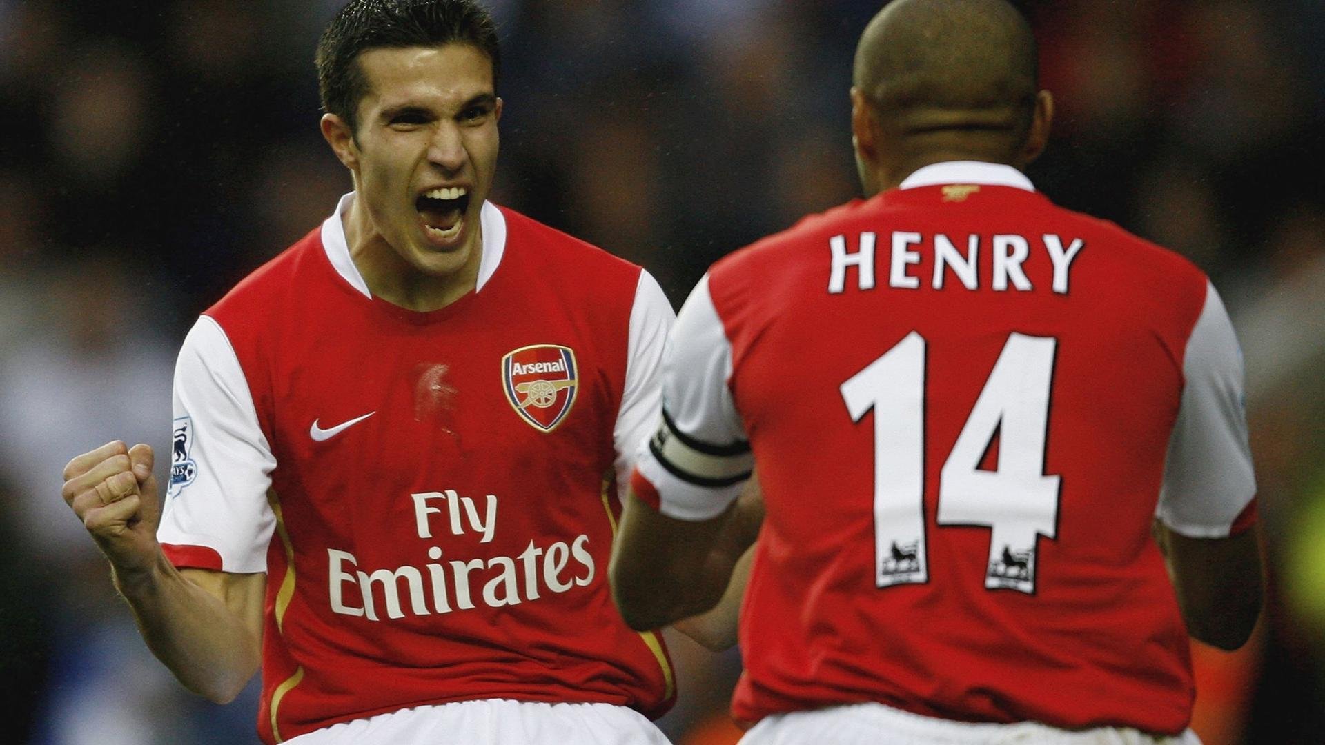 九游网页官网-中超-罗德里格造绝平 梅州连扳两球2-2大连，英超罗德里戈